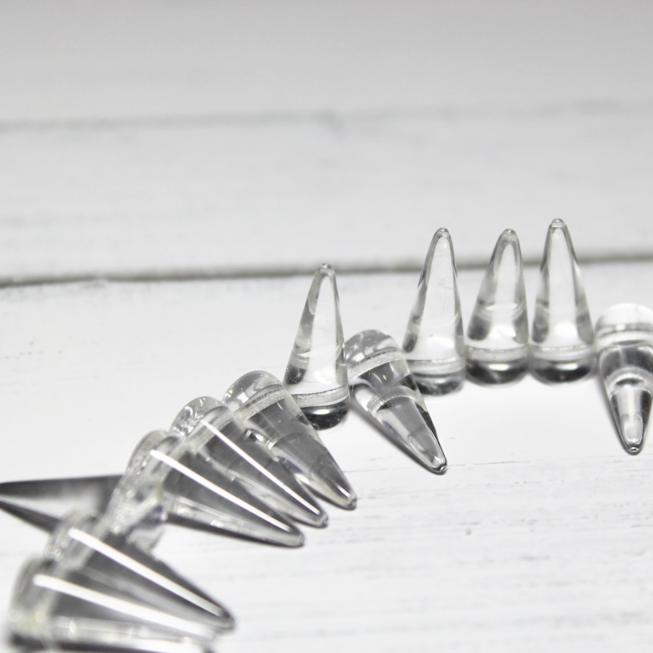 7x17mm Spike (24 pcs) Crystal Ice ~ Spike 46