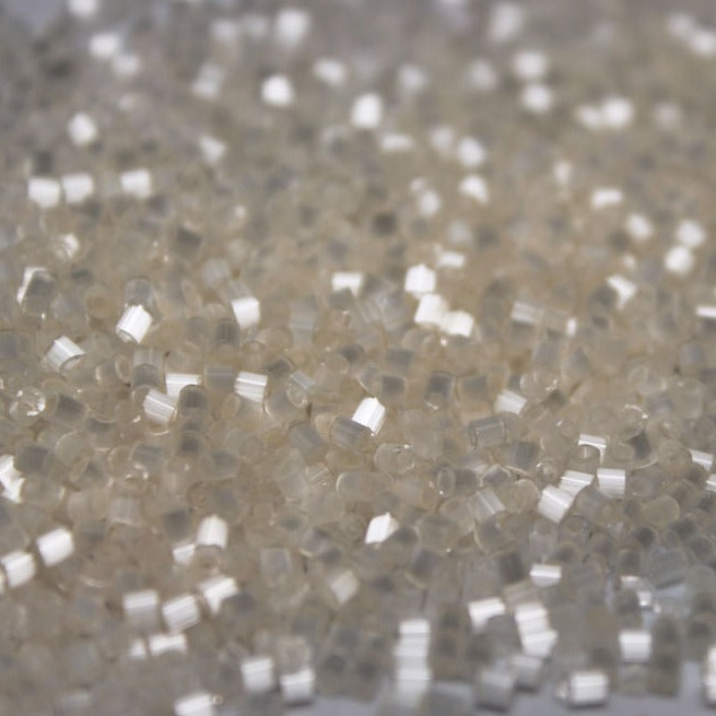 Silky Satin Dyed Cream ~ 11/0 JSB 806 Japanese seed beads