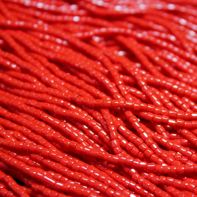 9/0 Tri-Cut Opaque Light Red - 9T21