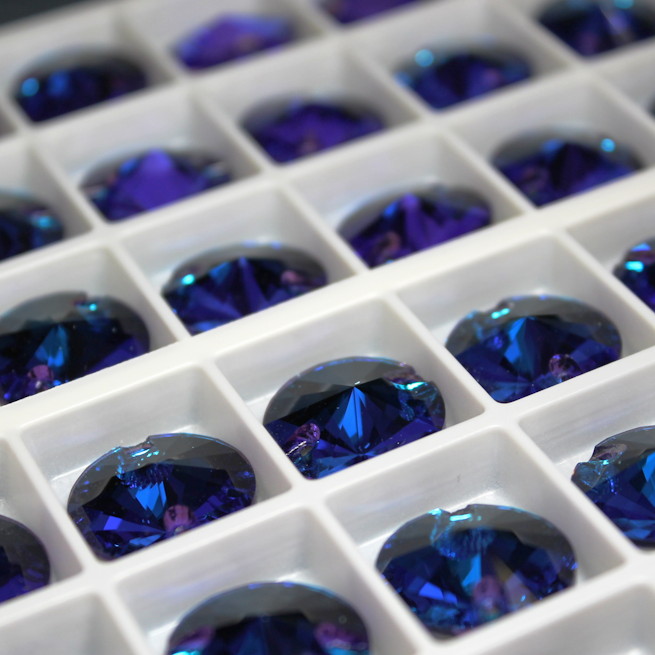 18mm (1 pr) Blue Zircon Glass Rivoli Rhinestone - C167