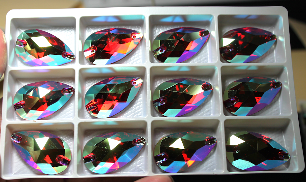 17x28mm (1 pr) SuperShine Siam Red Glass AB Teardrop Rhinestones - C220