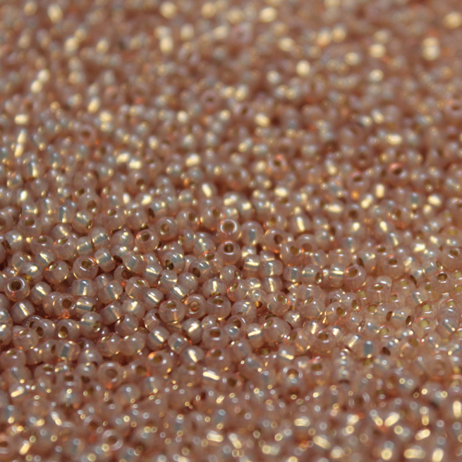 Duracoat Silver Lined Topaz Alabaster ~ 11/0 JSB D4243