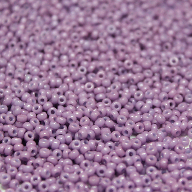 Duracoat Opaque Crocus ~ 11/0 JSB D4486 Japanese seed beads