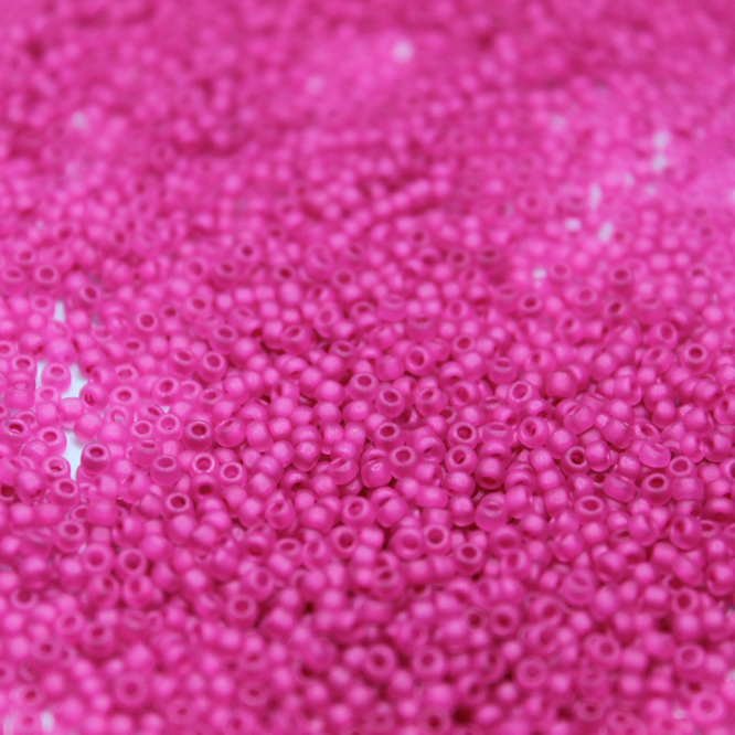 Neon Frosted Fuchsia ~ 11/0 JSB F209