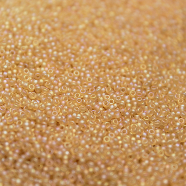 Frosted Transparent Warm Butterscotch AB ~ 15/0 JSB F251