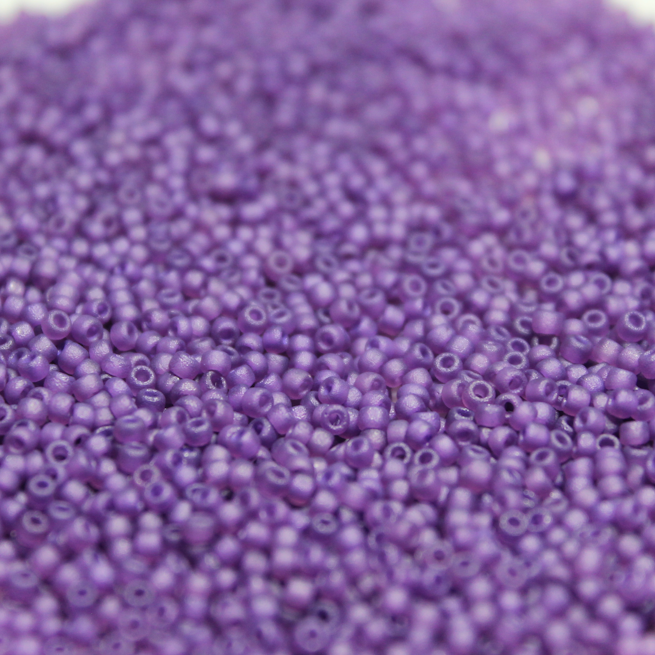 Frosted Amethyst Sparkle ~ 11/0 JSB F399I