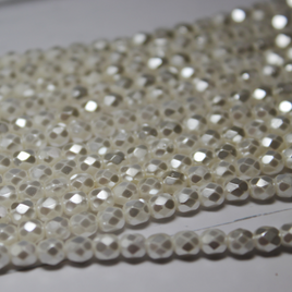 4mm Czech Fire Polished Round White Pearl, 100 pieces - F435