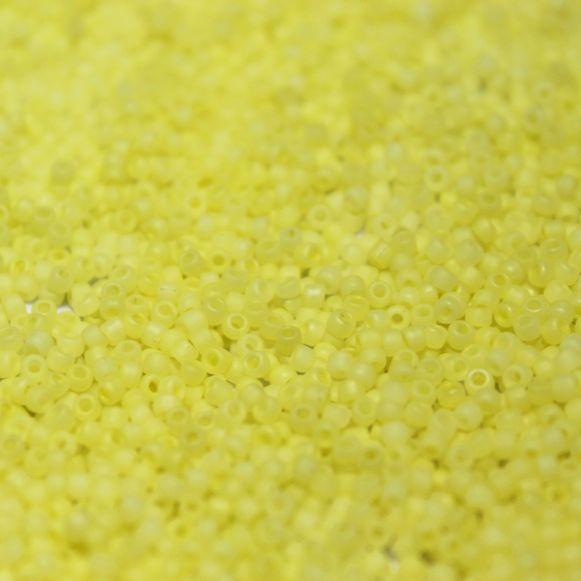 Frosted Ceylon Dyed Lemon Yellow ~ 11/0 JSB F514A