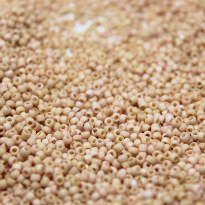 Matte Flesh ~ 11/0 JSB F889