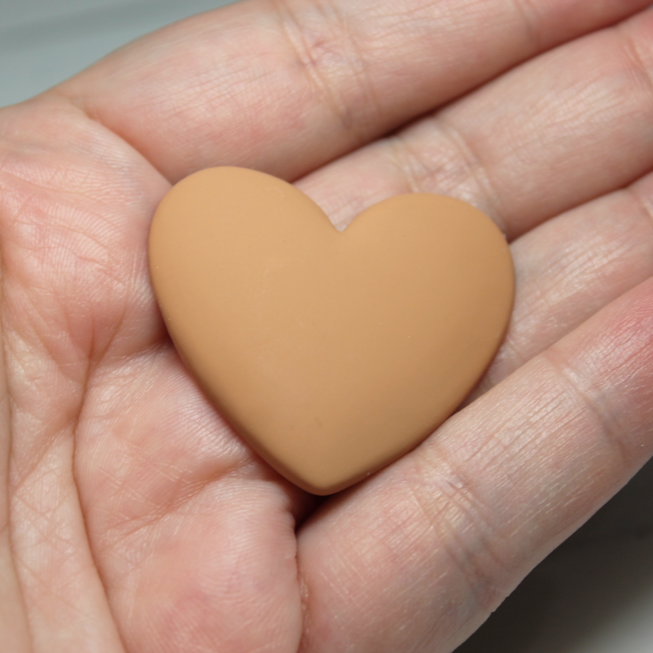 37mm Matte Heart Resin Cabochon Camel - P52
