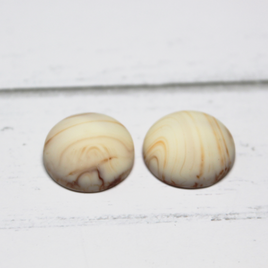 18mm Matte Round Resin Cabochon Marbled White Chocolate Caramel - P19
