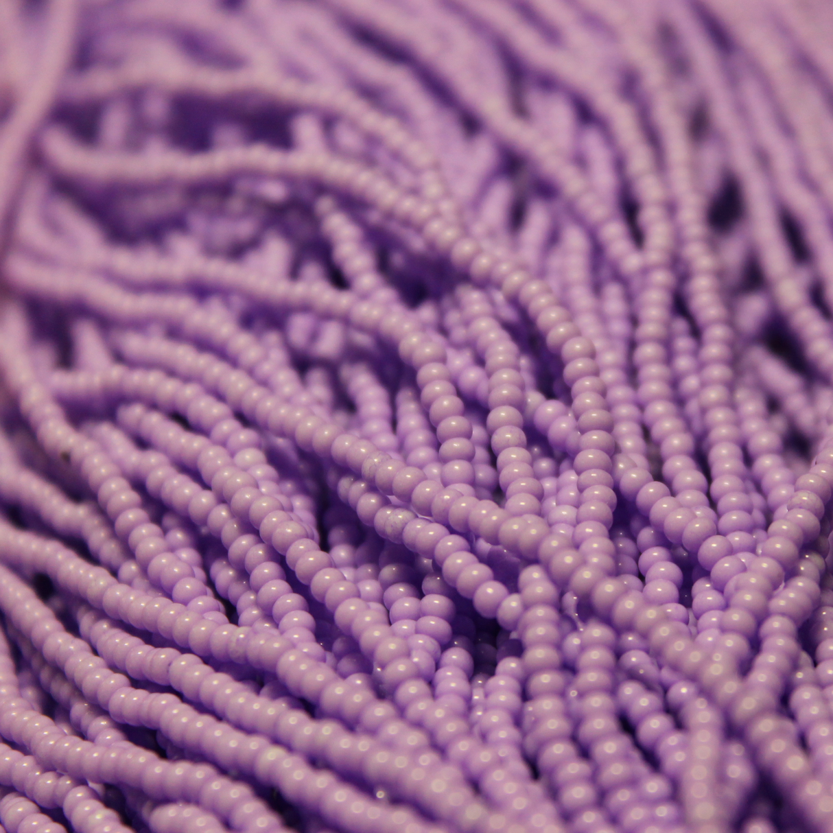 11/0 Czech Opaque Amethyst Solgel - 11-105