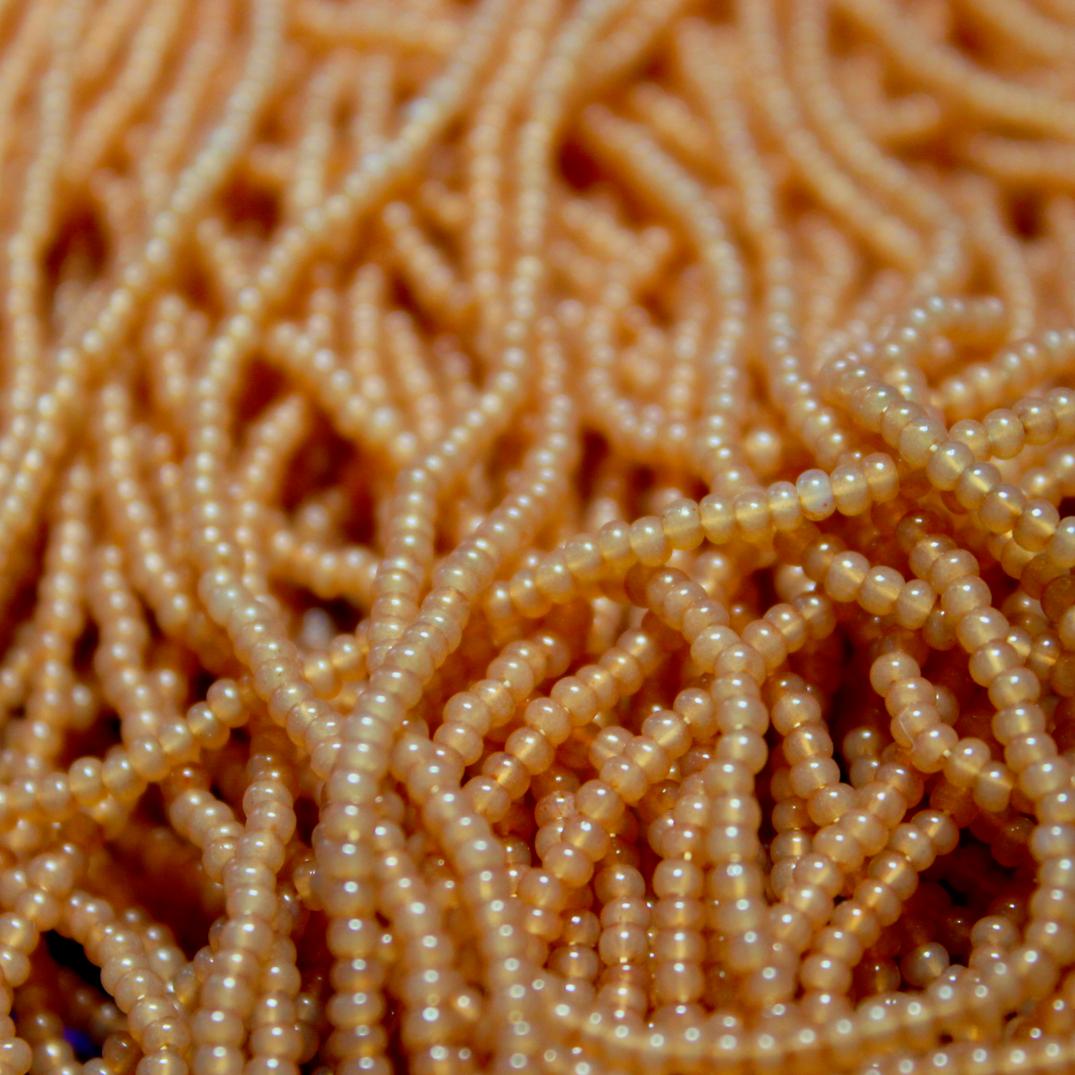 11/0 Czech Wheat Opal Solgel - 11-103