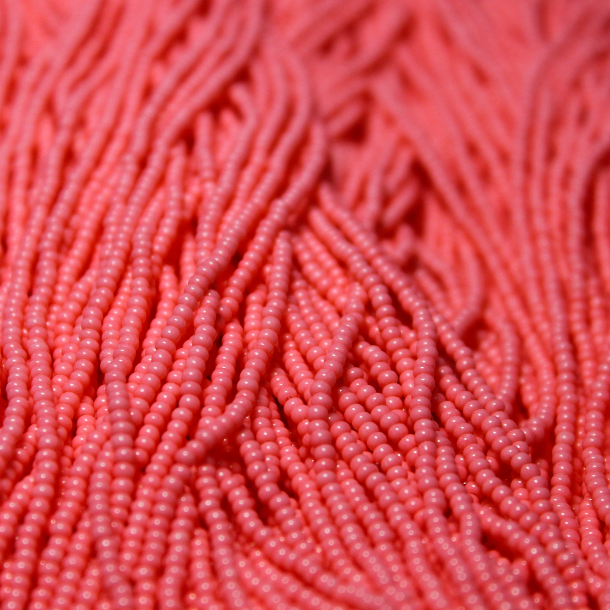 11/0 Czech Opaque Salmon Solgel - 11-111