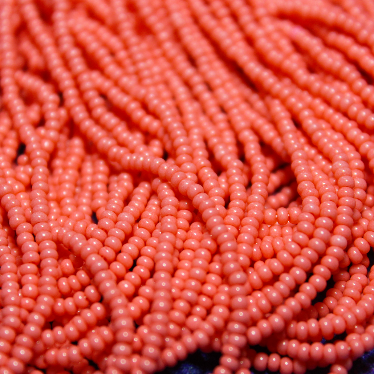 11/0 Czech Coral Opaque Solgel - 11-101