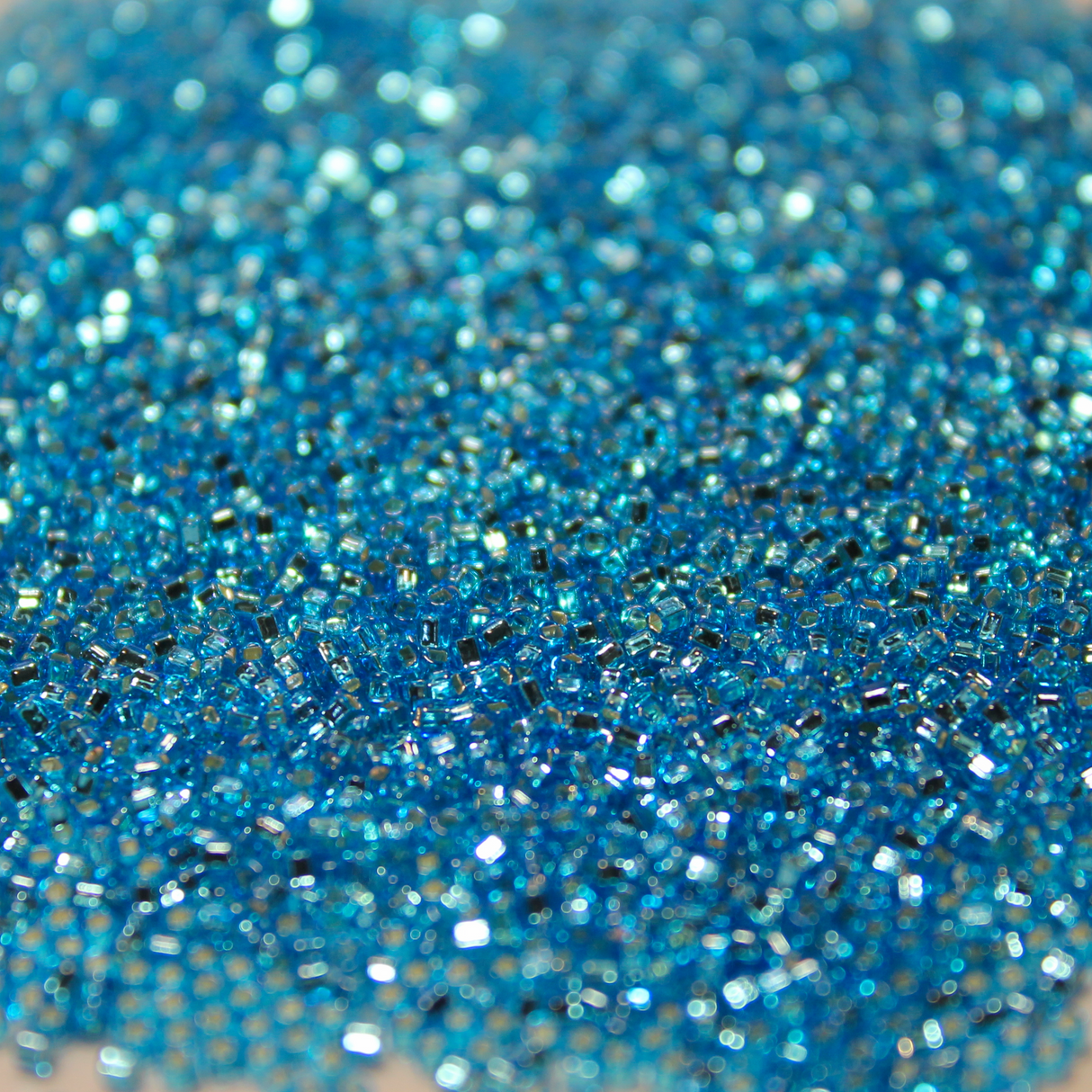 Silver Lined Blue Topaz ~ 15/0 JSB 18