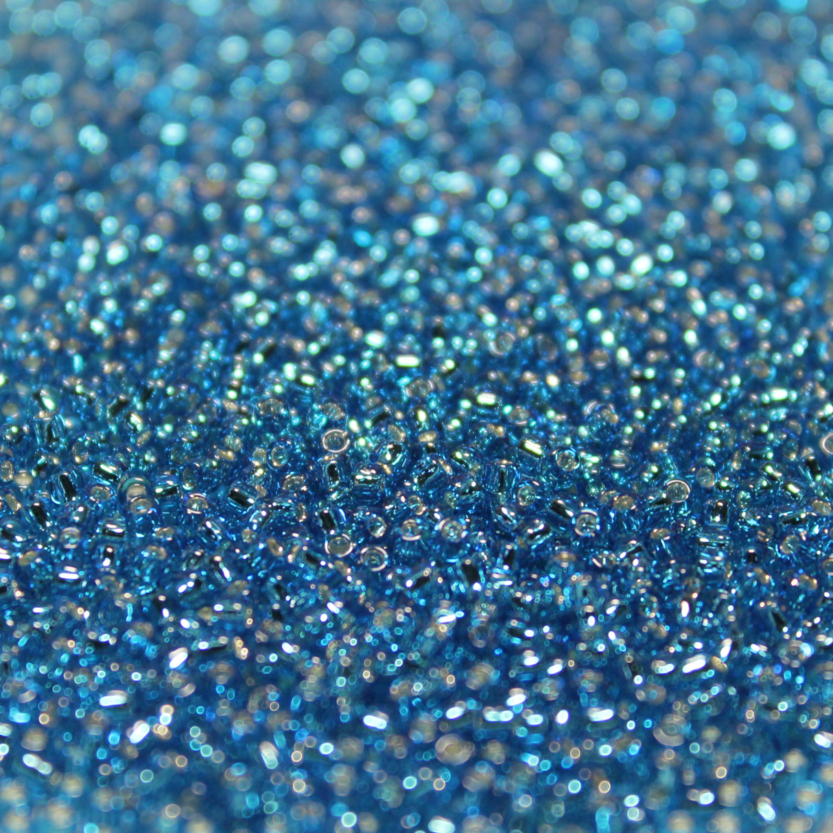 Silver Lined Aqua Blue ~ 11/0 JSB 19A