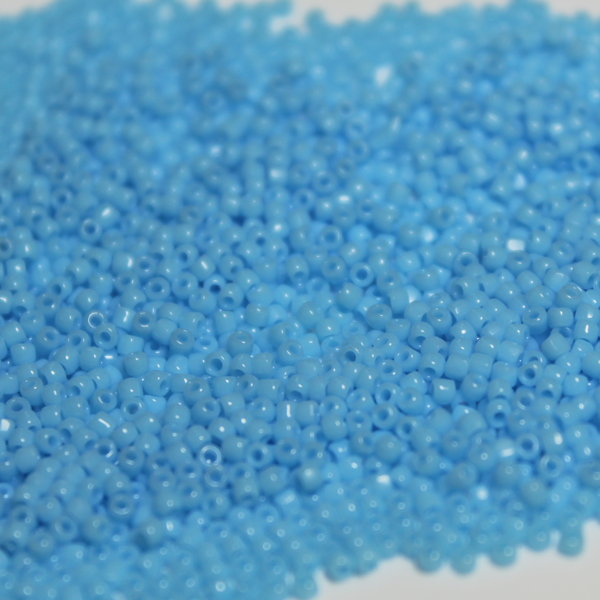 Opaque Turquoise Blue ~ 15/0 3CUT 413