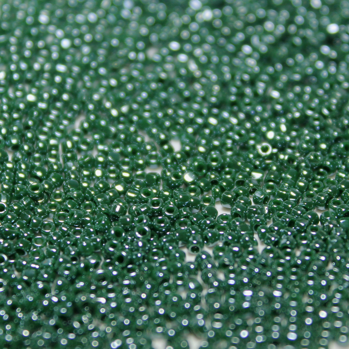 Opaque Pine Luster ~ 15/0 3CUT 431B