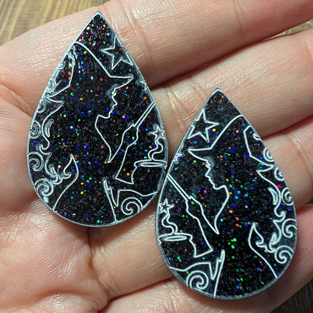 1.5" Samantha's Spell -  Acrylic Teardrop Cabochons - S234