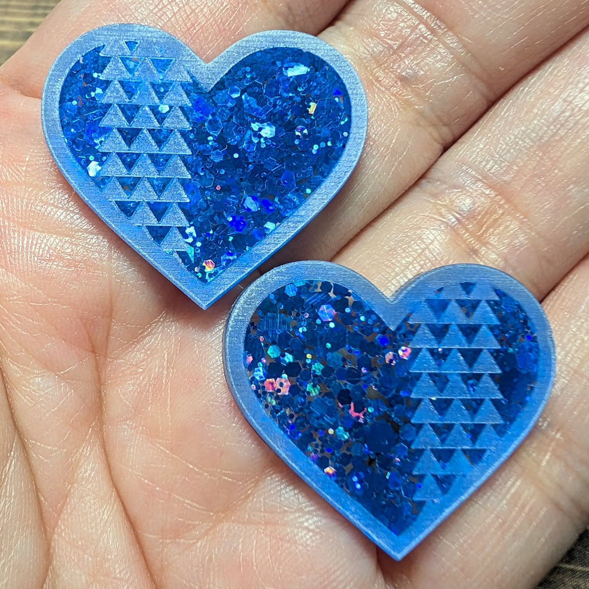 1" Blue Thunder-Heart Glitter Cabochons - S5