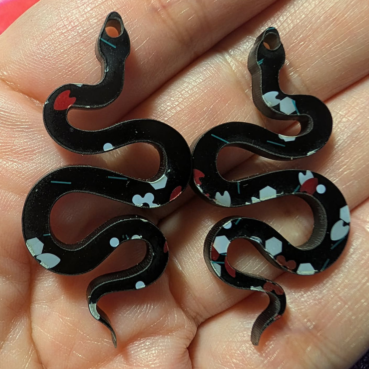 Black Cherry Blossom Acrylic Snake Drop Pumpkin - P142
