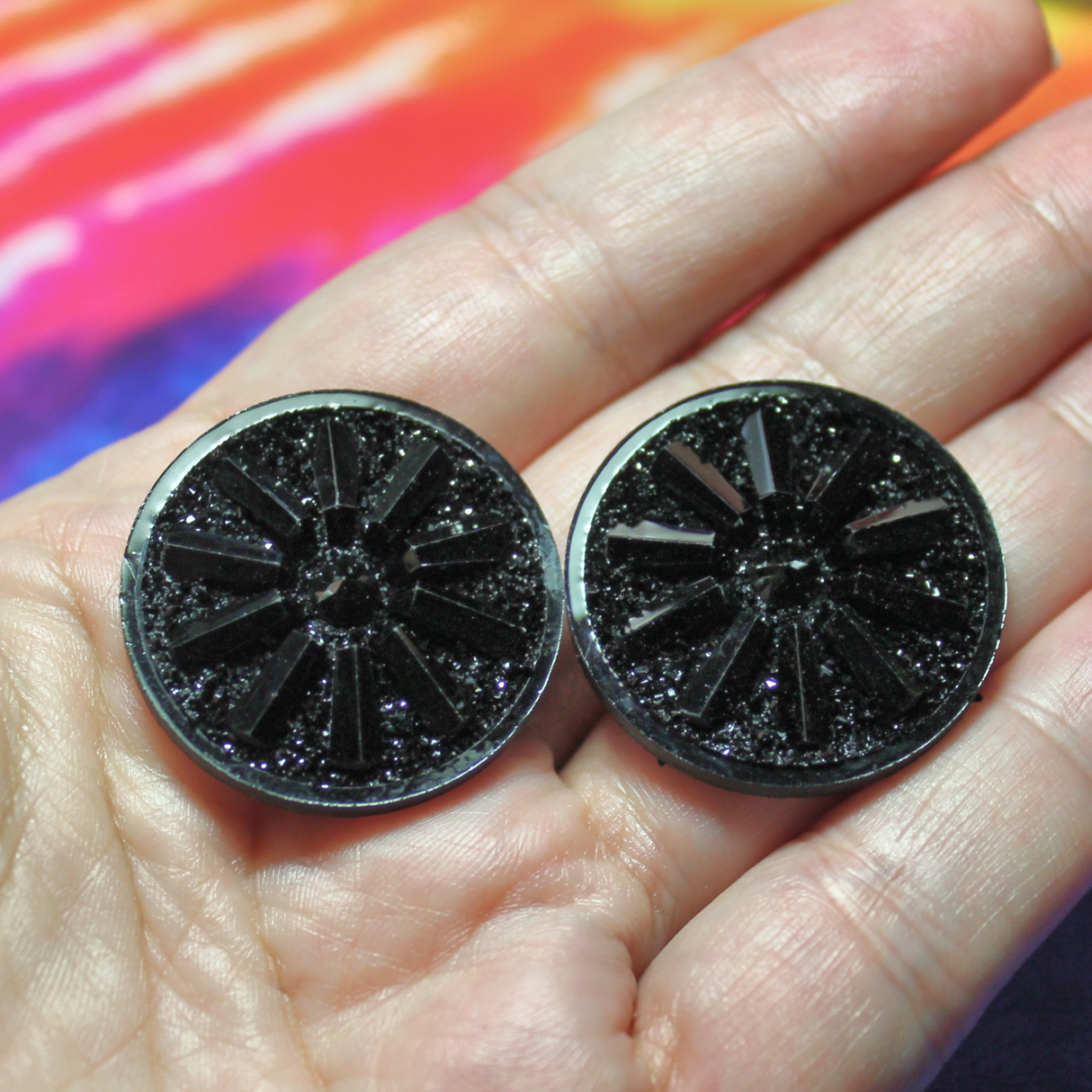 Black Round Sunburst Resin Cabochon Gems - A69