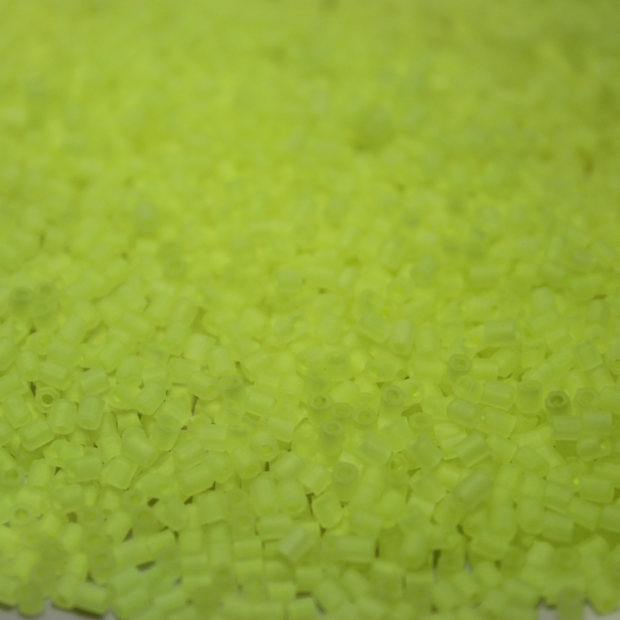 Frosted Neon Lemonade ~ 11/0 HEX F206C