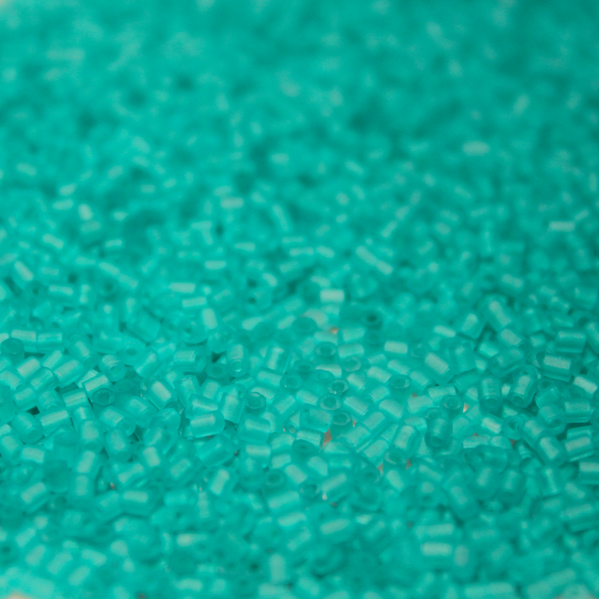 Frosted Neon Ocean Breeze ~ 11/0 HEX F219C