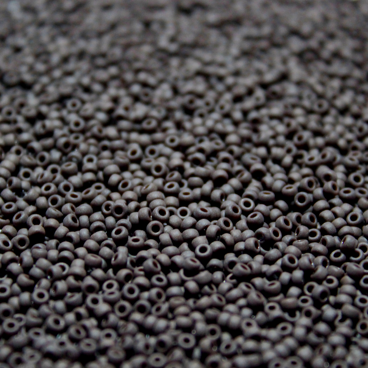 Opaque Matte Espresso ~ 11/0 JSB F409