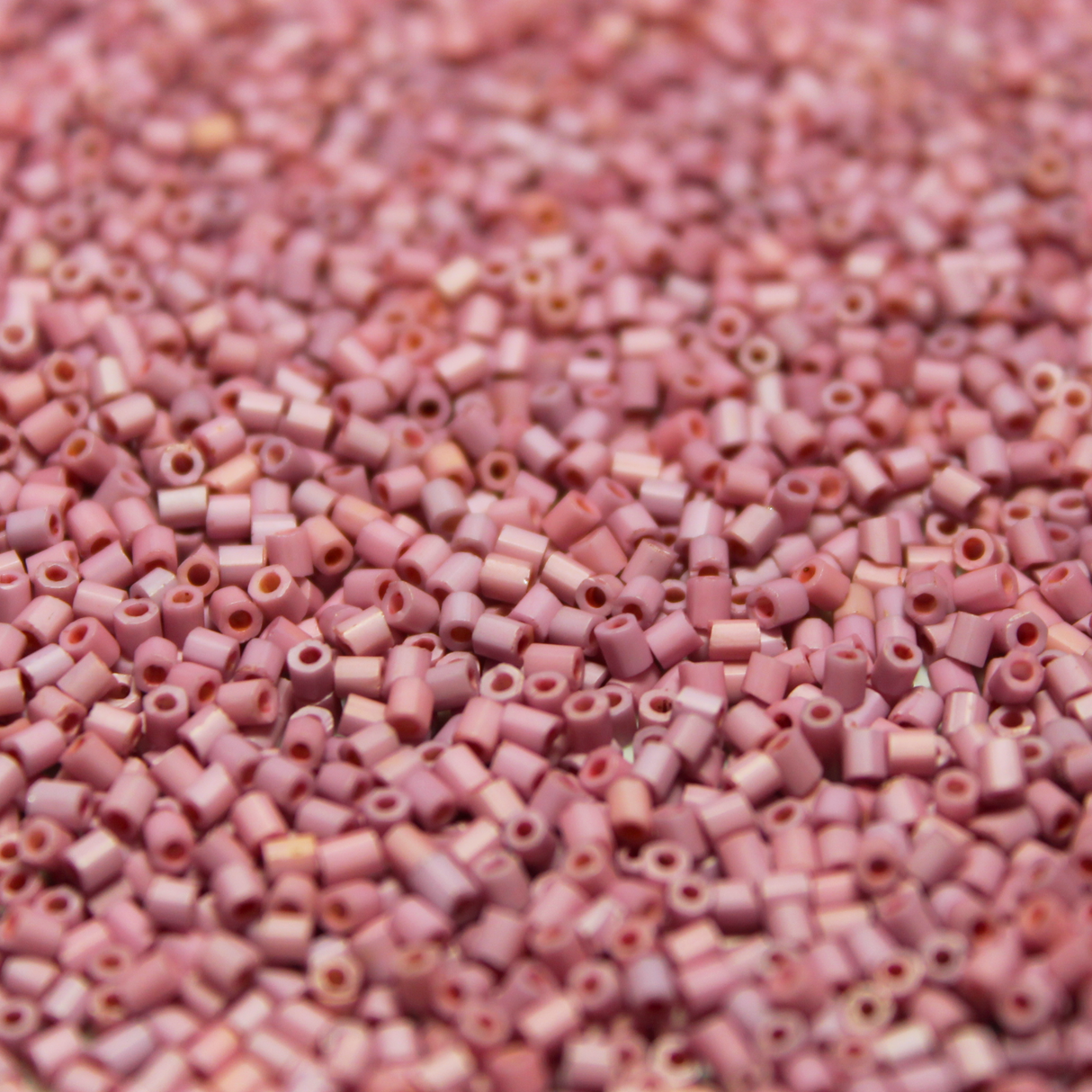 Matte Dogwood Bloom ~ 11/0 HEX F882