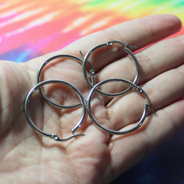 (2 pr) 30mm Stainless Steel Silver-Toned Hoop Earrings - Hoop 4