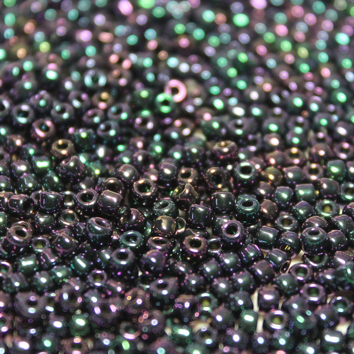 Metallic Purple Iris  ~ 8/0 JSB 454A