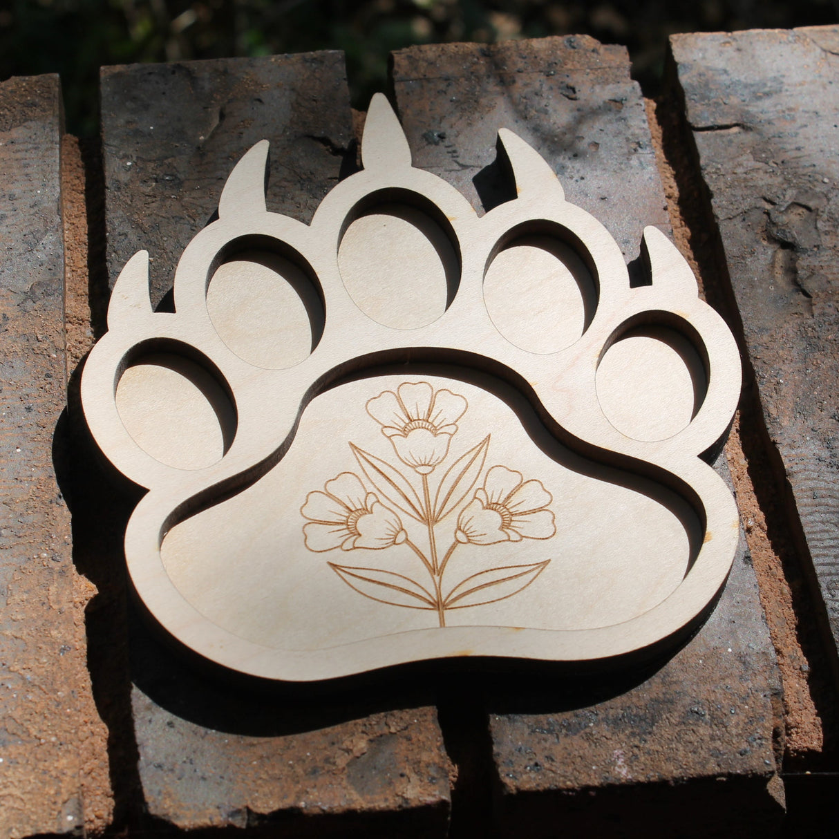 Wooden Bear Paw Bead Tray