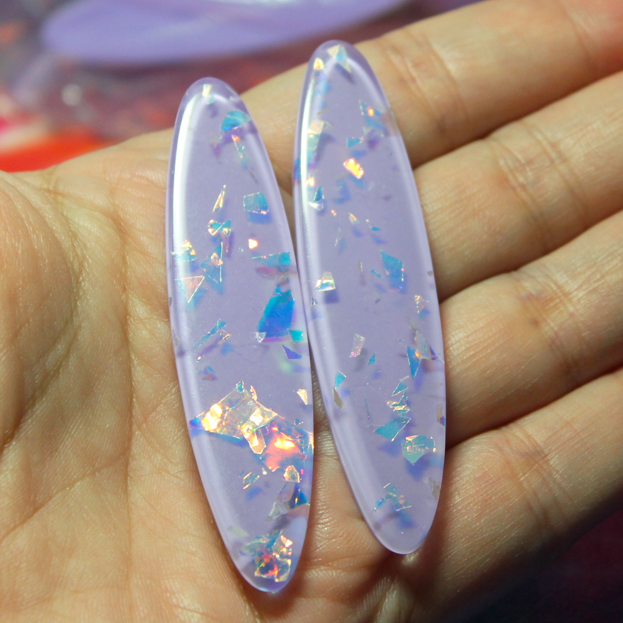 Lavender Resin Auntie Dazzlers  - S201