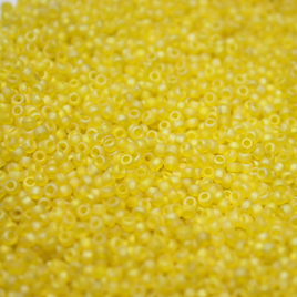 Transparent Frosted Yellow AB ~ 15/0 JSB F252