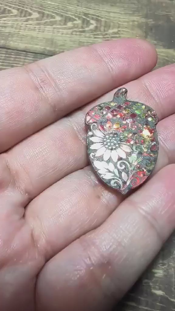 1" Autumn Acorn Cabochons - P115