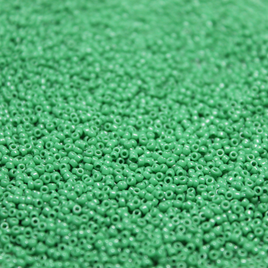 15/0 Opaque Green - 411K