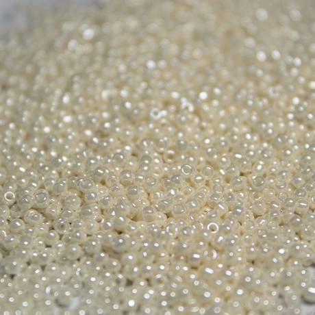 Opaque Light Pearly Cream Luster ~ 11/0 JSB 421F Japanese Seed Beads