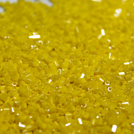 Opaque Dark Yellow Luster ~ 11/0 HEX 422A