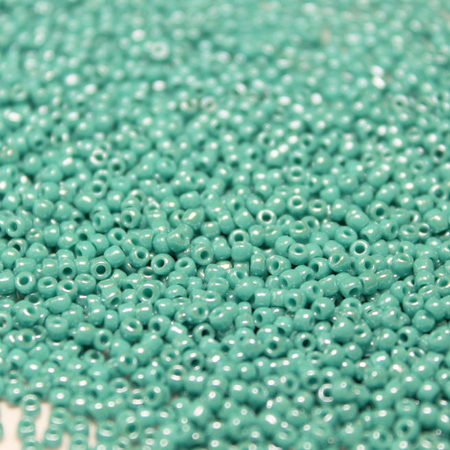 Opaque Turquoise Green Luster ~ 15/0 JSB 430F