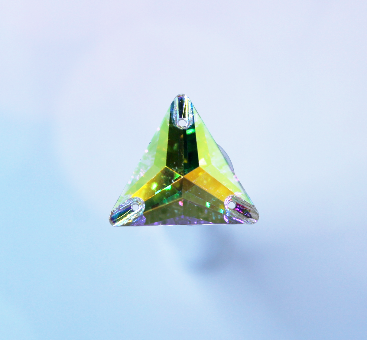 22mm  (1 pr) Triangle  Clear Glass AB  Rhinestone - C133