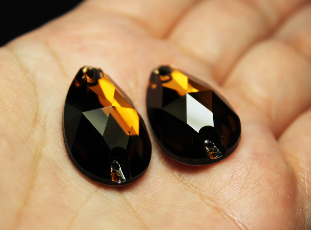 17x28mm  (1 pr) Smoked Topaz Glass Teardrop Rhinestone - C152