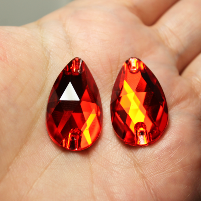 17x28mm  (1 pr) Light Siam Red Glass Teardrop Rhinestone - C158