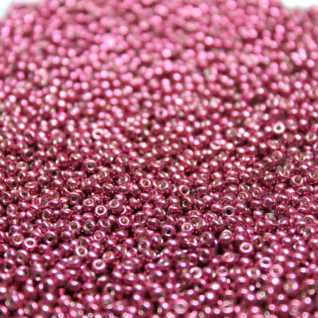 Duracoat Galvanized Dark Magenta ~ 11/0 JSB D4219