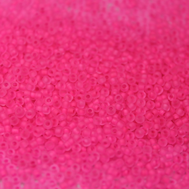 15/0 Neon Frosted Plastic Pink - F207A