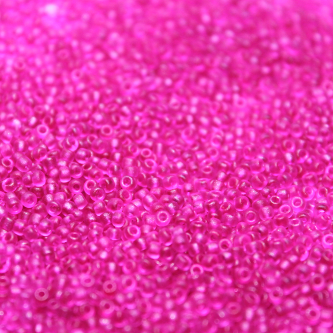 Frosted Transparent Fuchsia ~ 11/0 JSB F209E