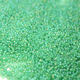 Frosted Transparent Midori Green AB ~ 15/0 JSB F258A