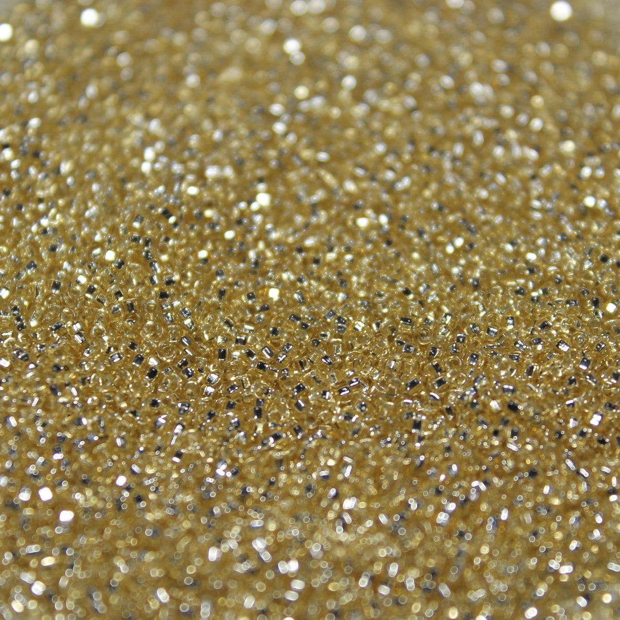 Silver Lined Light Amber ~ 15/0 JSB 3