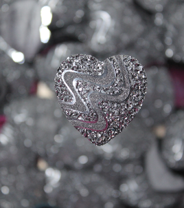 Black Druzy Heart Resin sew on Gems - A10
